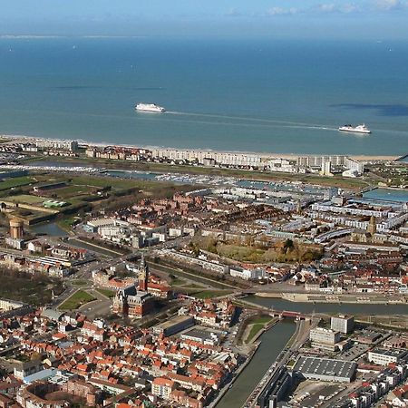 Le Familial Apartment Calais Luaran gambar